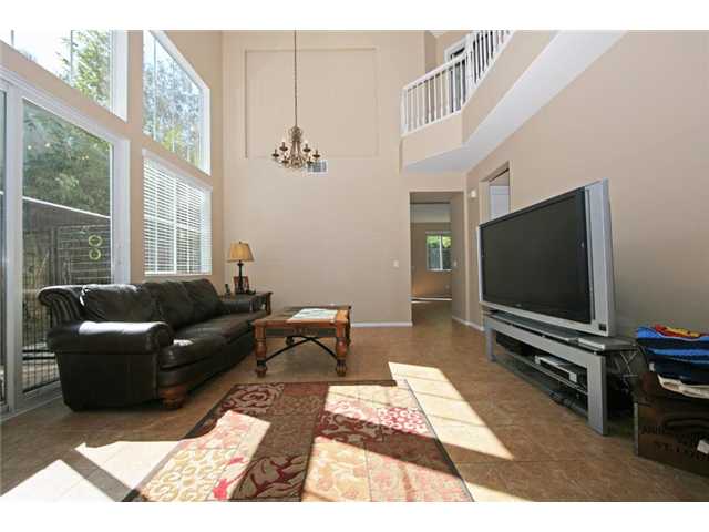 5575 Foxtail Loop, Carlsbad, CA 92010 photo 2