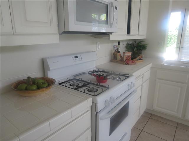 3697 Via Bernardo, Oceanside, CA 92056 photo 4