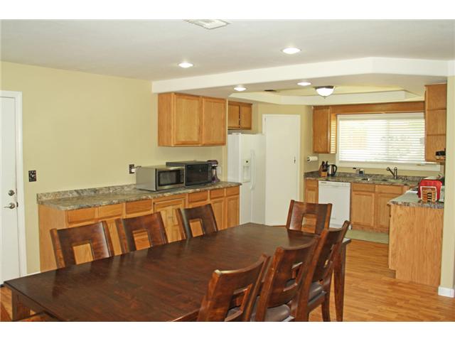 9547 Abbeywood Rd, Santee, CA 92071 photo 5