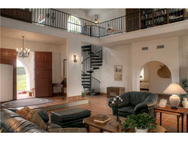 3973 Sleeping Indian Rd, Fallbrook, CA 92028 photo 4