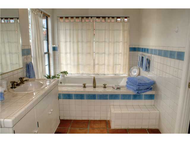 3973 Sleeping Indian Rd, Fallbrook, CA 92028 photo 11