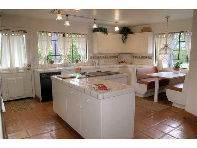 3973 Sleeping Indian Rd, Fallbrook, CA 92028 photo 7
