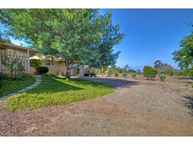 344 Sky Vista Way, Fallbrook, CA 92028 photo 12