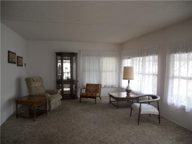 303 Killdeer Ln, Oceanside, CA 92057 photo 4