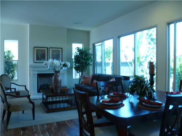 677 Calypso Pl, Encinitas, CA 92024 photo 5