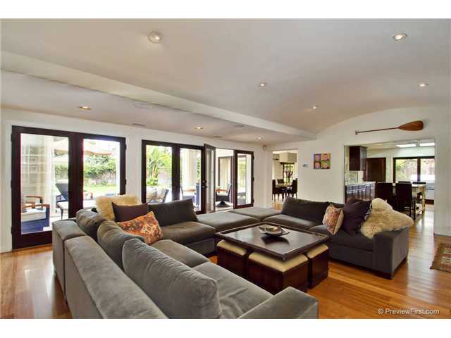 359 Mesa Way, La Jolla, CA 92037 photo 10