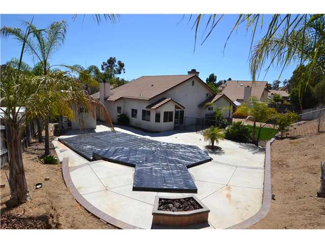 9135 Canyon Park Ter, Santee, CA 92071 photo 3