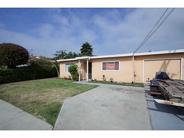 1601 Kraft St, Oceanside, CA 92058 photo 2