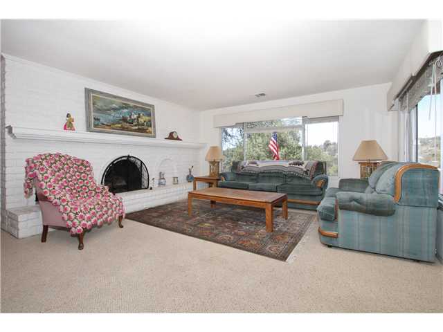 1836 Gird Rd, Fallbrook, CA 92028 photo 3