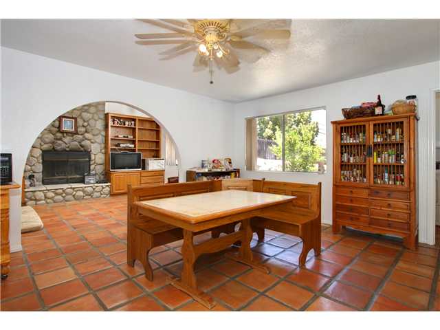 1836 Gird Rd, Fallbrook, CA 92028 photo 9