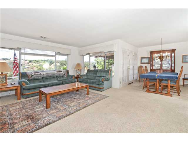 1836 Gird Rd, Fallbrook, CA 92028 photo 4