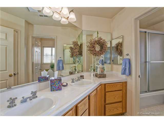 1113 Masterpiece Dr, Oceanside, CA 92057 photo 15