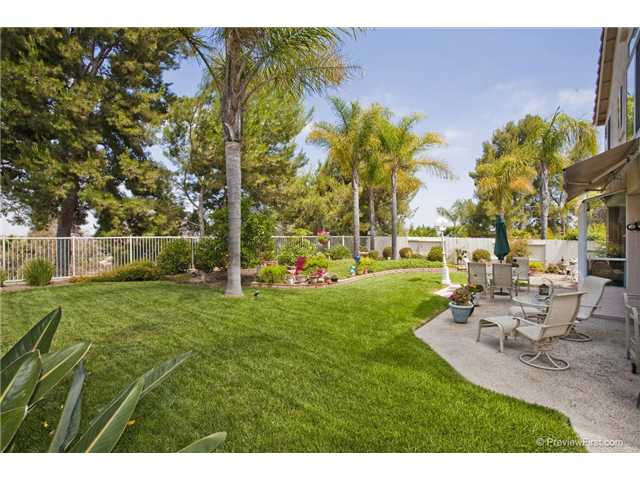 1113 Masterpiece Dr, Oceanside, CA 92057 photo 9