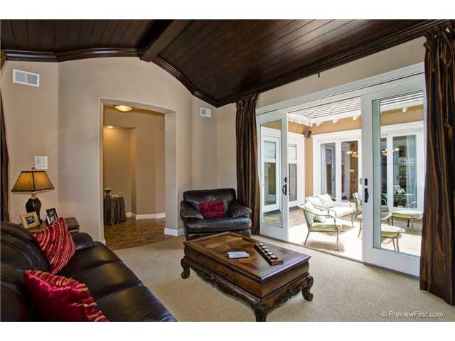 7035 Heron Cir, Carlsbad, CA 92011 photo 5