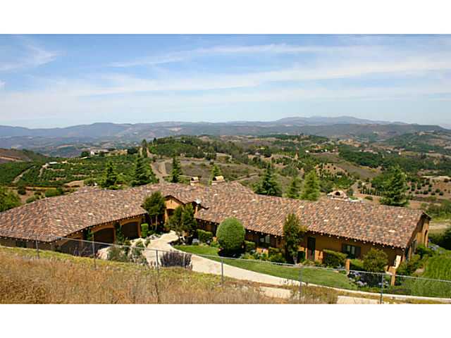 27125 Calle Escadera, Temecula, CA 92590 photo 2
