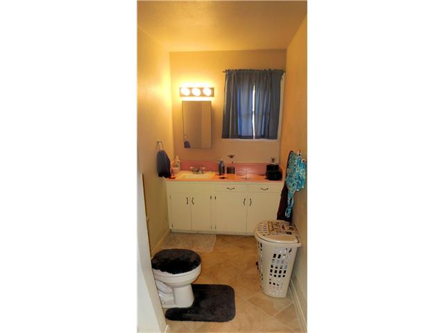 656 Yucca Dr, El Centro, CA 92243 photo 17