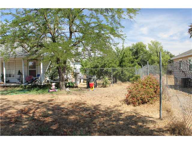 847 B St, Ramona, CA 92065 photo 4