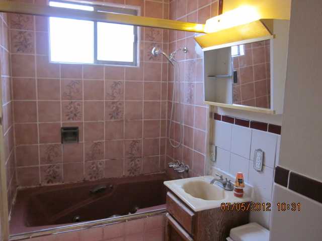 106 Edgewood Dr, Oceanside, CA 92054 photo 22