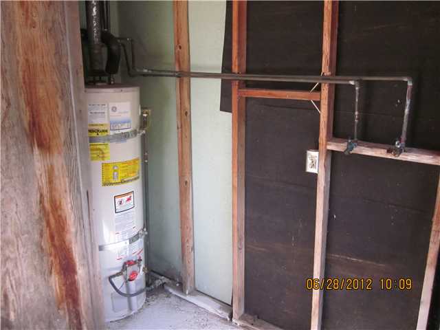 106 Edgewood Dr, Oceanside, CA 92054 photo 25