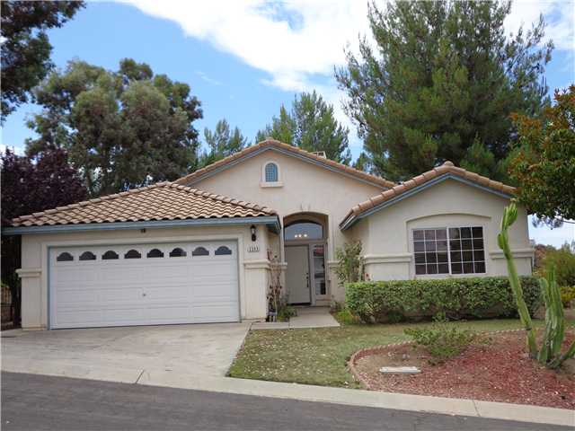 2245 Larkspur Dr, Alpine, CA 91901 photo 2