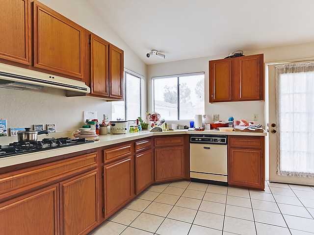 3513 Amber Ln, Oceanside, CA 92056 photo 10