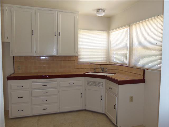 675 Ocean View Ave, Encinitas, CA 92024 photo 5