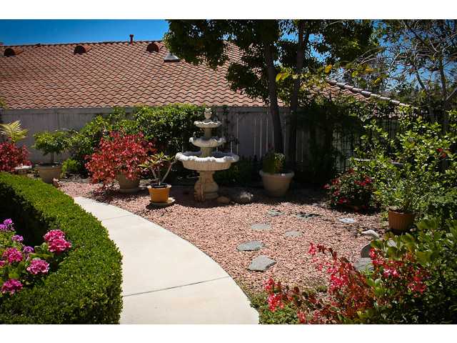 4928 Lassen Dr, Oceanside, CA 92056 photo 2