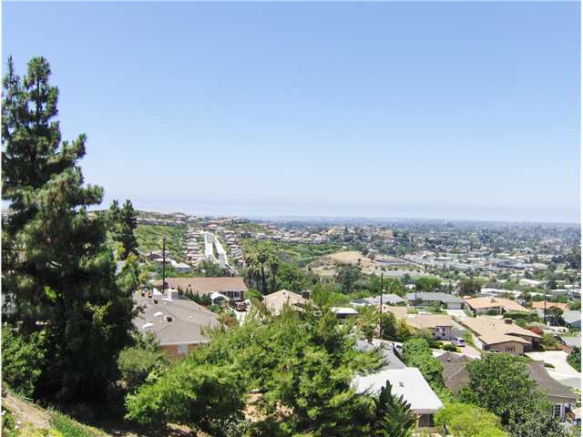 8050 Cinnabar Dr, La Mesa, CA 91941 photo 2