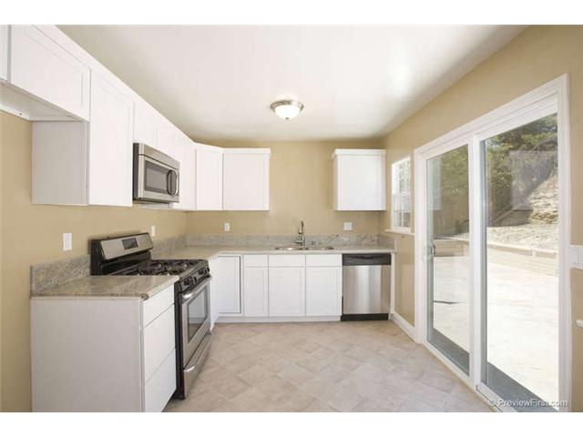 1876 Ensenada St, Lemon Grove, CA 91945 photo 4