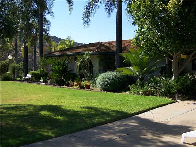 2740 Rainbow Glen Rd, Fallbrook, CA 92028 photo 3