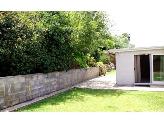 9173 Honey Ln, Santee, CA 92071 photo 4