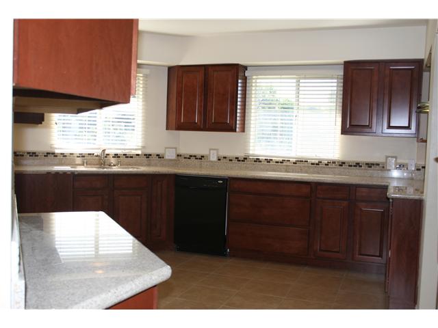 4095 Yale Ave, La Mesa, CA 91941 photo 2