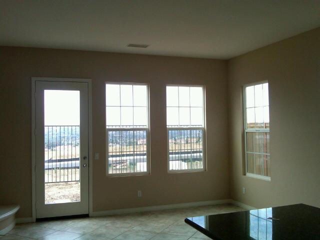 1193 Breakaway Dr, Oceanside, CA 92057 photo 3