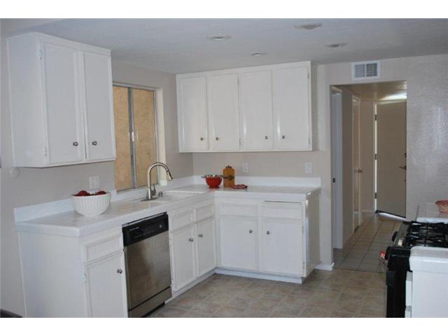 2103 Valecrest Ln, Spring Valley, CA 91977 photo 4