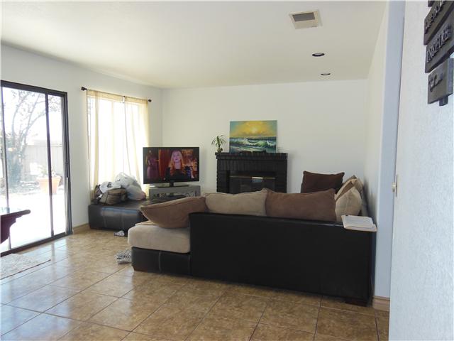 10191 Fairhill Dr, Spring Valley, CA 91977 photo 5