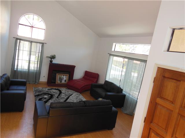 10191 Fairhill Dr, Spring Valley, CA 91977 photo 3