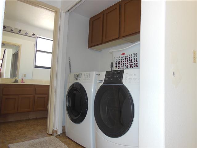 10191 Fairhill Dr, Spring Valley, CA 91977 photo 9