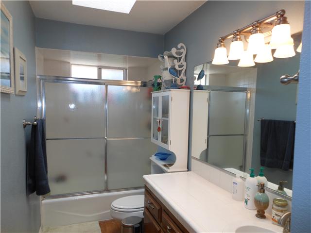 4140 Kari Ln, Bonsall, CA 92003 photo 12