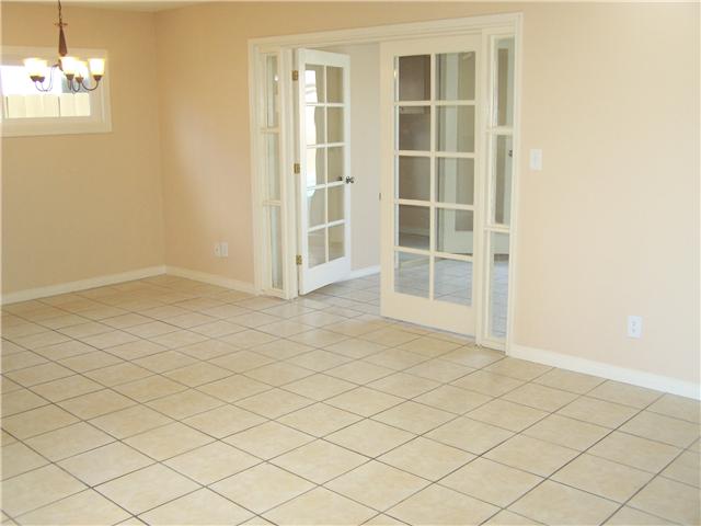 810 Aster St, Escondido, CA 92027 photo 4
