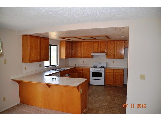 965 Bricklane Rd, Ramona, CA 92065 photo 2
