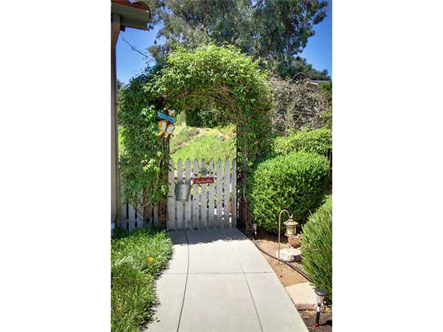 1735 Premier St, Fallbrook, CA 92028 photo 15