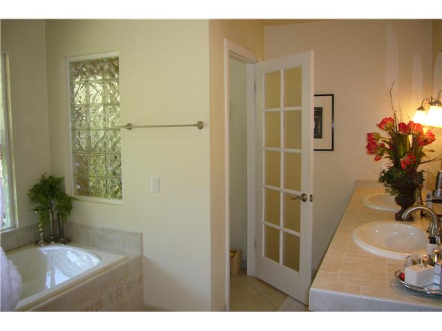 2146 Gum Tree Ln, Fallbrook, CA 92028 photo 8
