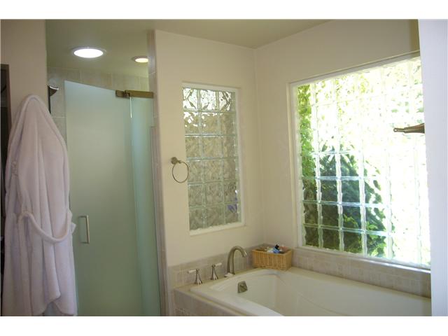 2146 Gum Tree Ln, Fallbrook, CA 92028 photo 9