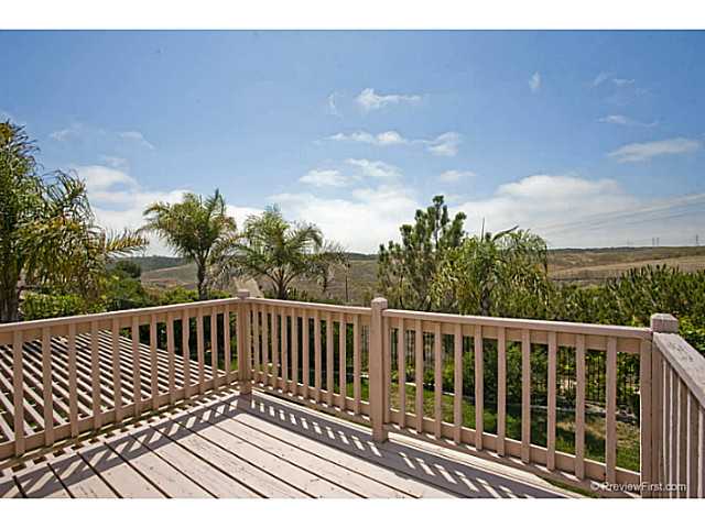 334 Rimhurst Ct, Oceanside, CA 92058 photo 4
