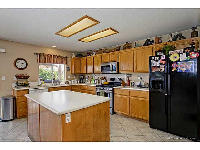 334 Rimhurst Ct, Oceanside, CA 92058 photo 15