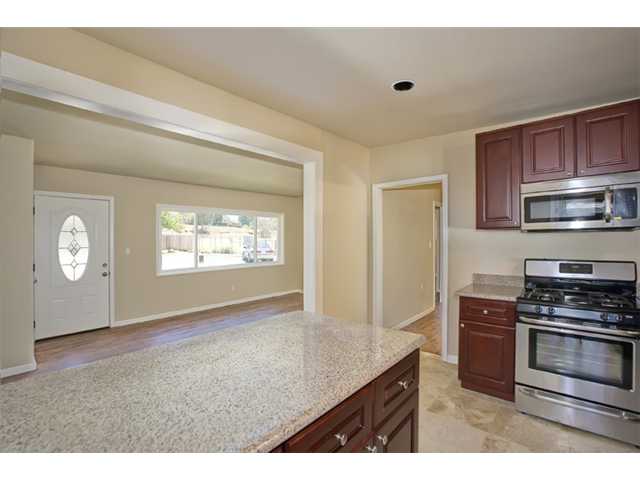 950 Harry St, El Cajon, CA 92020 photo 9