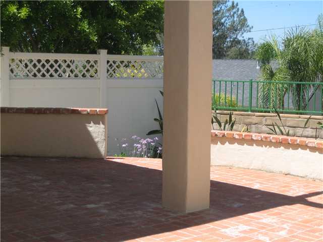369 Arroyo Vista St, Fallbrook, CA 92028 photo 8