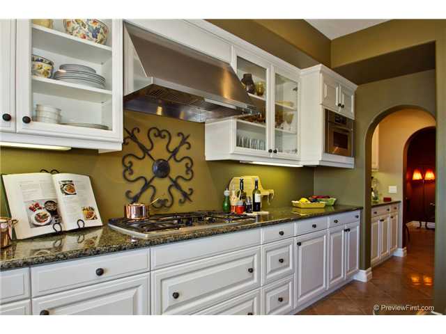 7655 Circulo Sequoia, Carlsbad, CA 92009 photo 8
