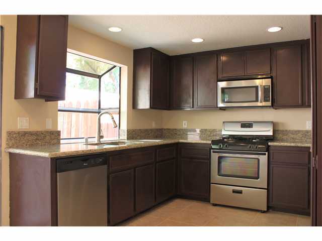 4766 Mayflower Way, Oceanside, CA 92057 photo 4