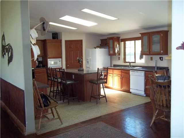 19502 Rancho Ballena Rd, Ramona, CA 92065 photo 2